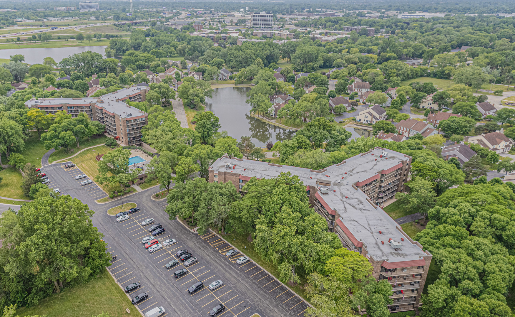 35 S Baybrook Drive #201, Palatine, IL 60074