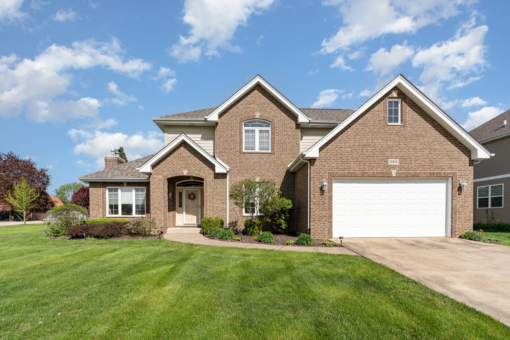 20905 Lakewoods Lane, Shorewood, IL 60404