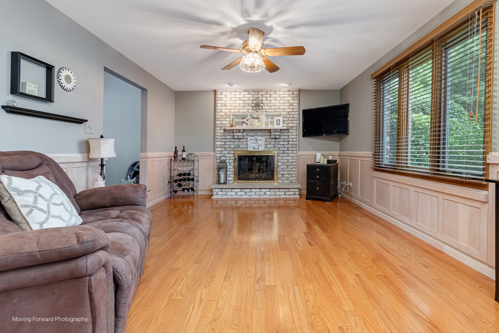 8319 Waterford Drive, Tinley Park, IL 60477