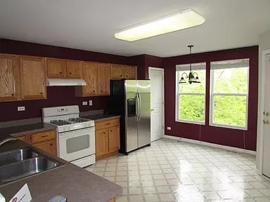 548 Conservatory Lane, Aurora, IL 60502