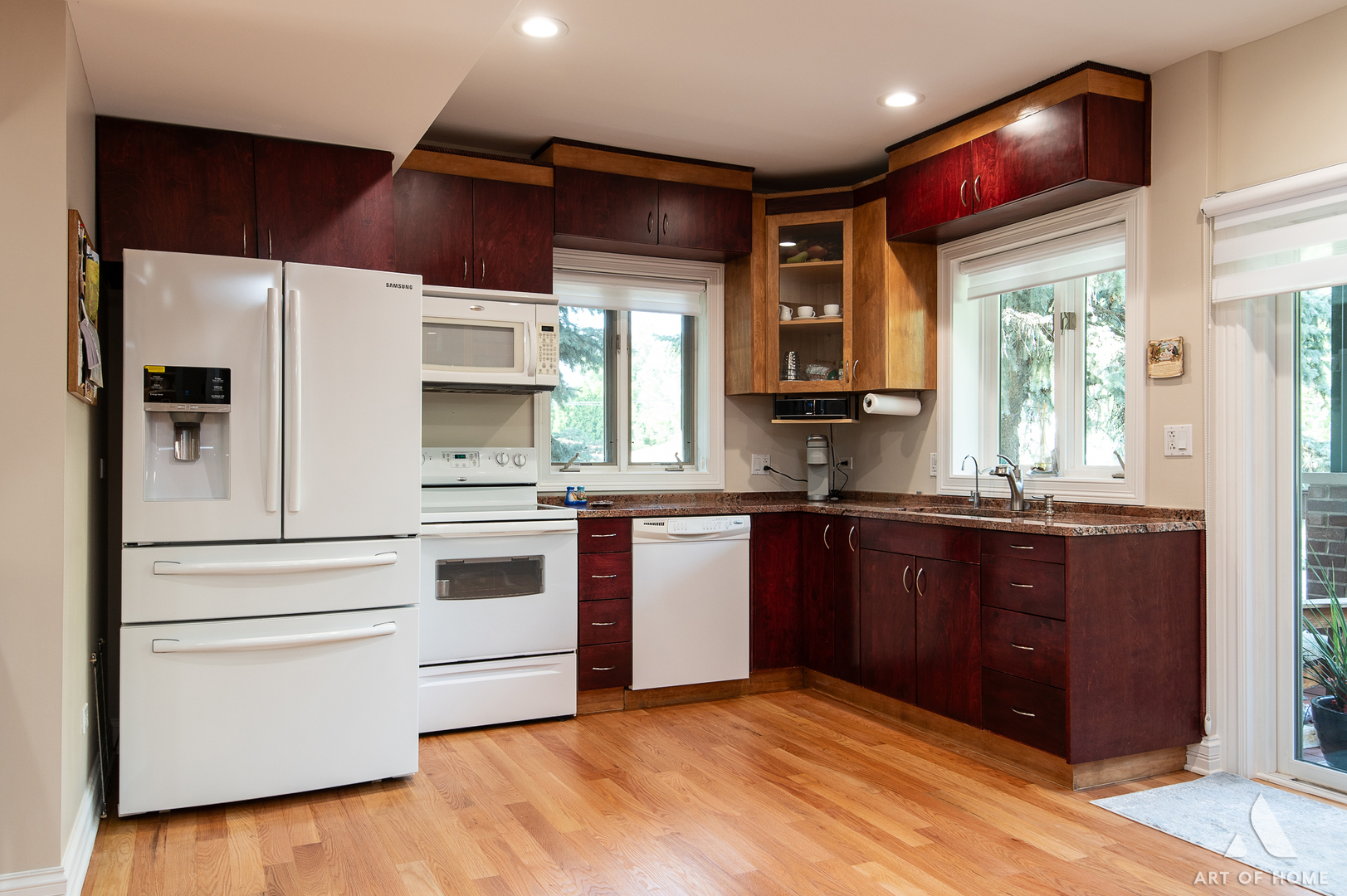7801 S Thomas Avenue, Bridgeview, IL 60455