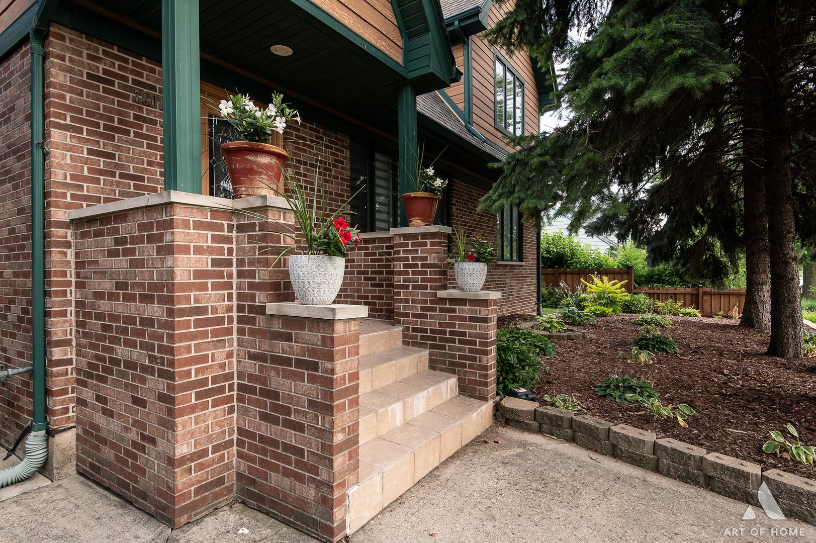 7801 S Thomas Avenue, Bridgeview, IL 60455