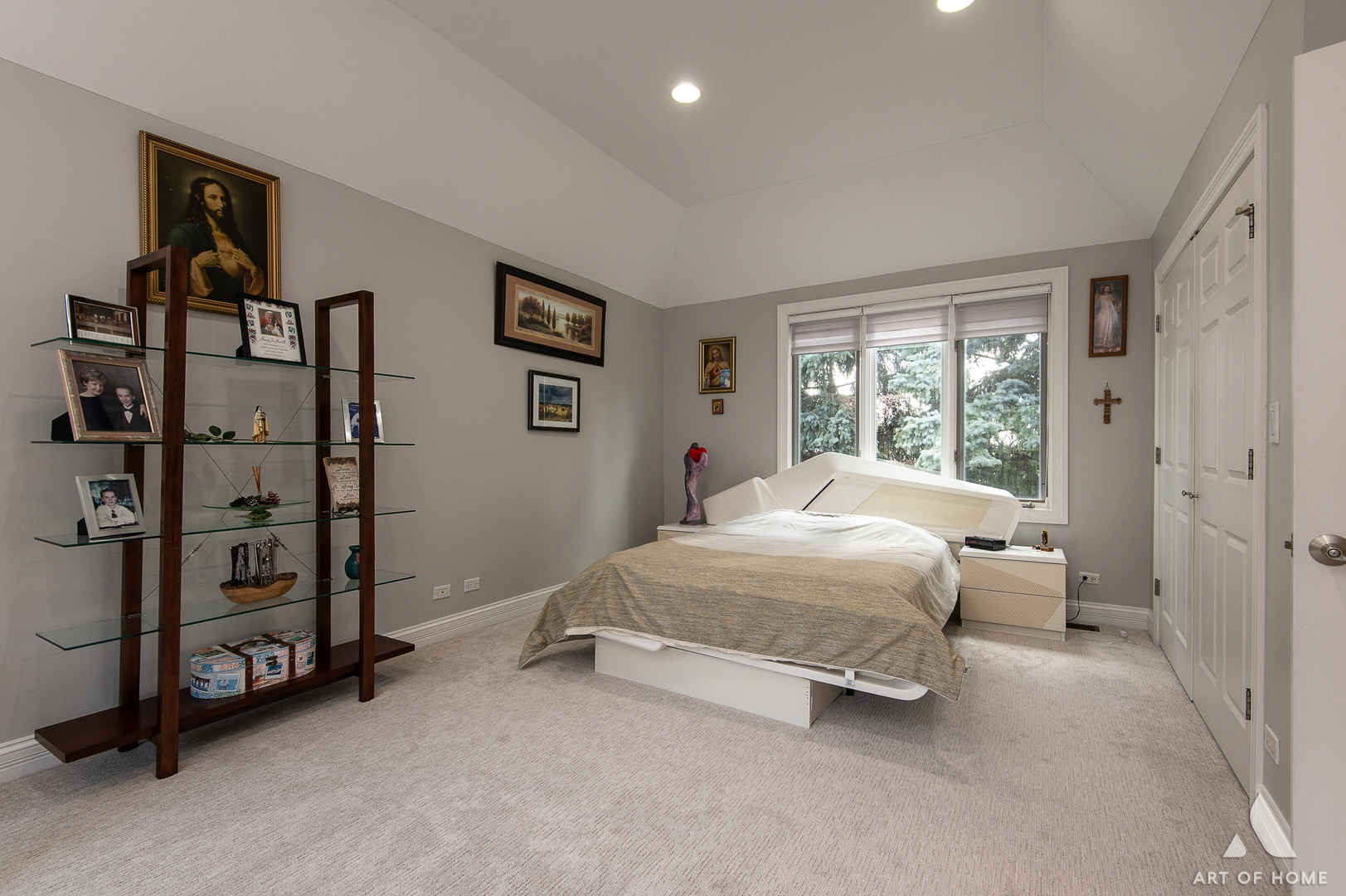 7801 S Thomas Avenue, Bridgeview, IL 60455