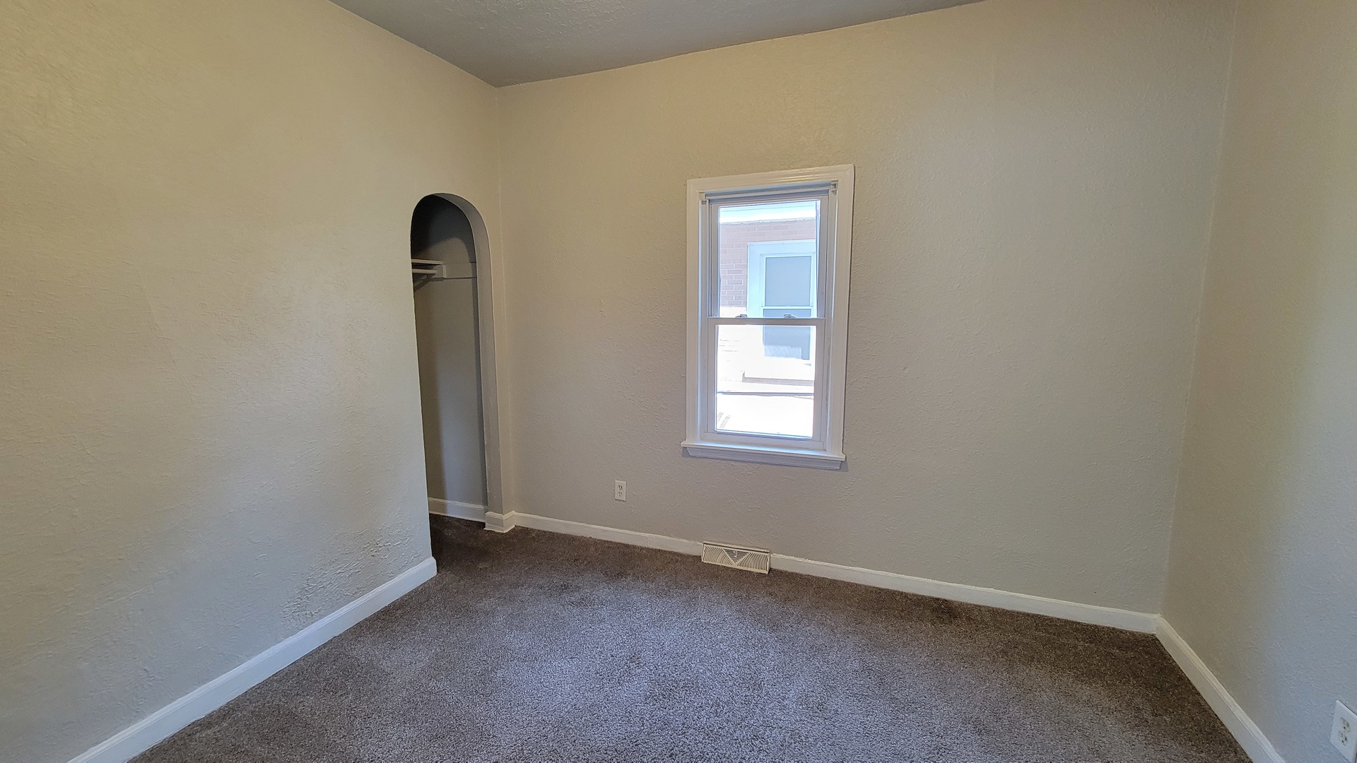 1542 Jackson Street, North Chicago, IL 60064