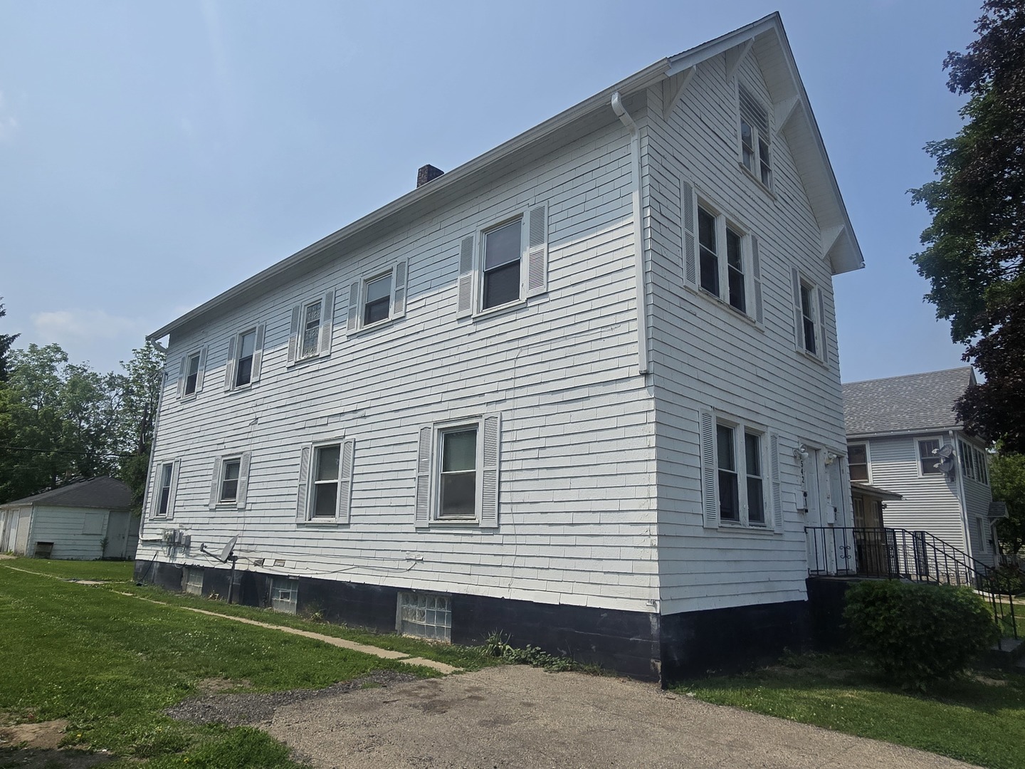 1542 Jackson Street, North Chicago, IL 60064