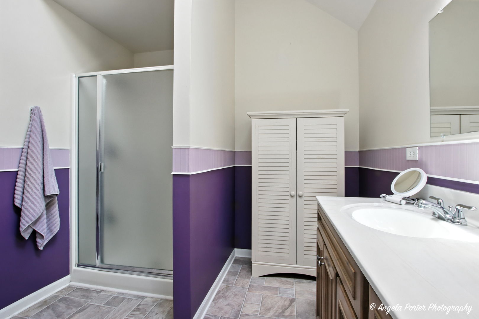 305 S Carriage Trail, McHenry, IL 60050