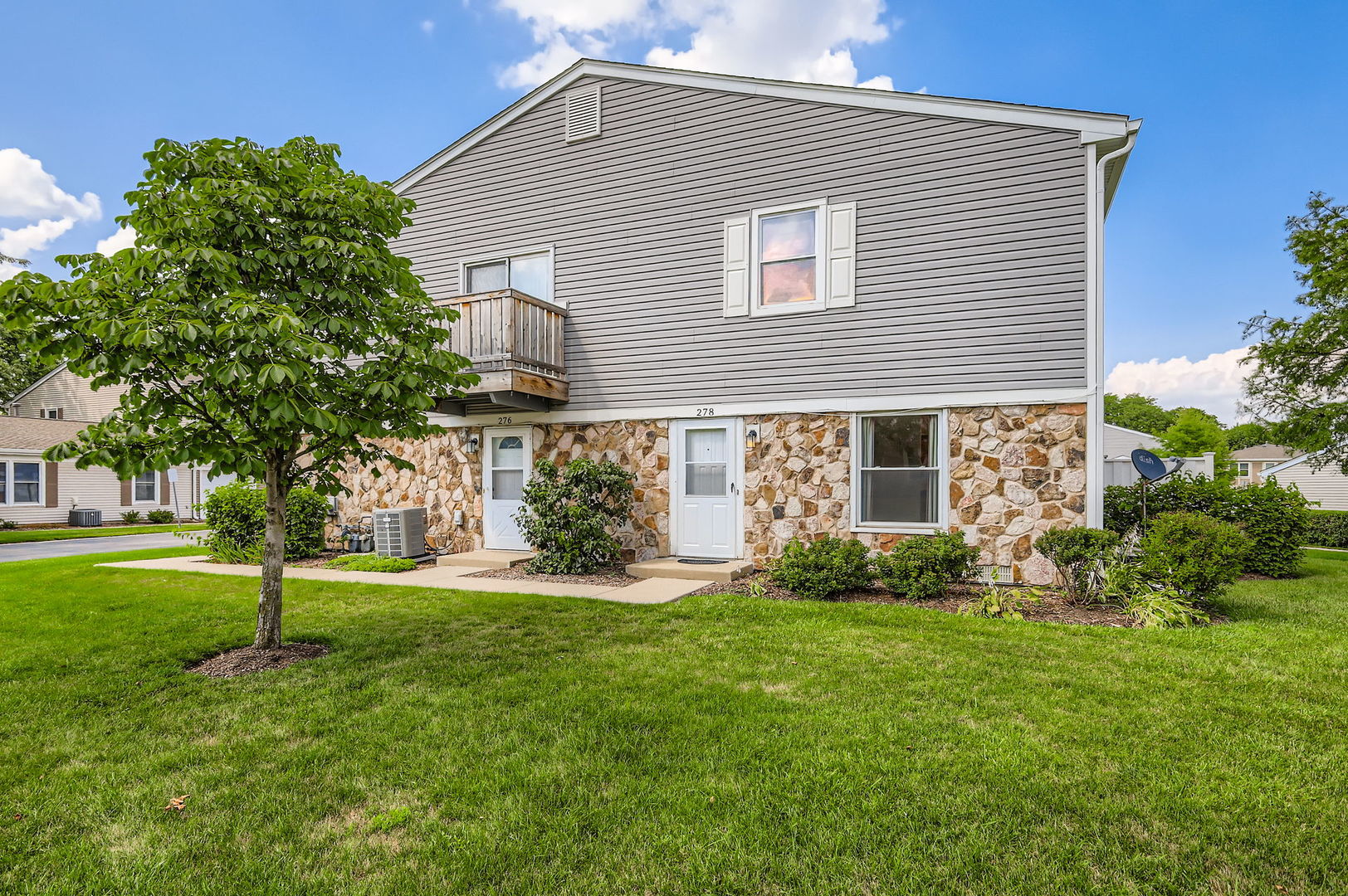 278 Nantucket Harbor #0, Schaumburg, IL 60193