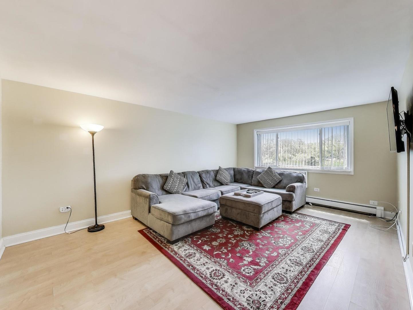 6660 S Brainard Avenue #103, Countryside, IL 60525