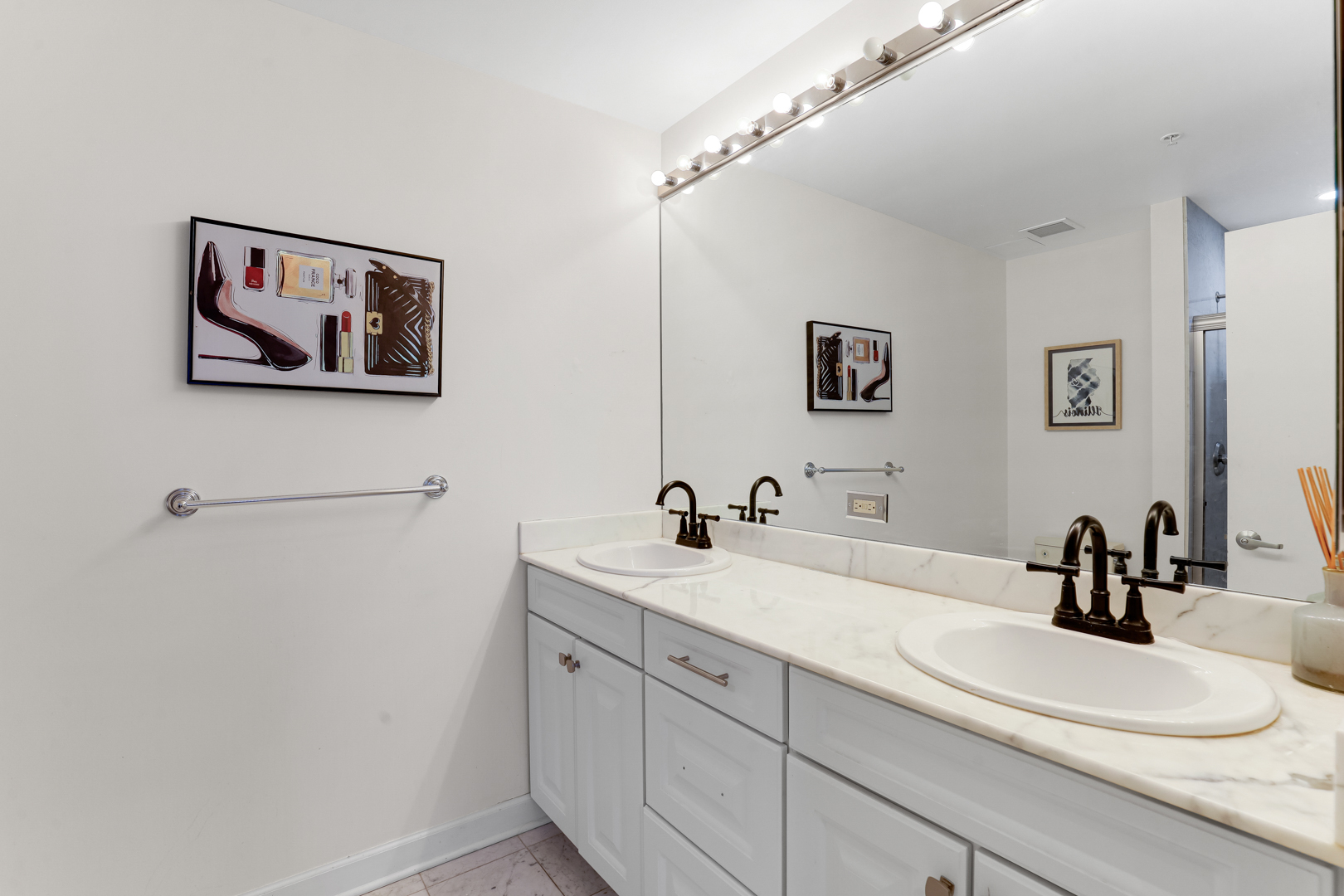 1629 S Prairie Avenue #1503, Chicago, IL 60616