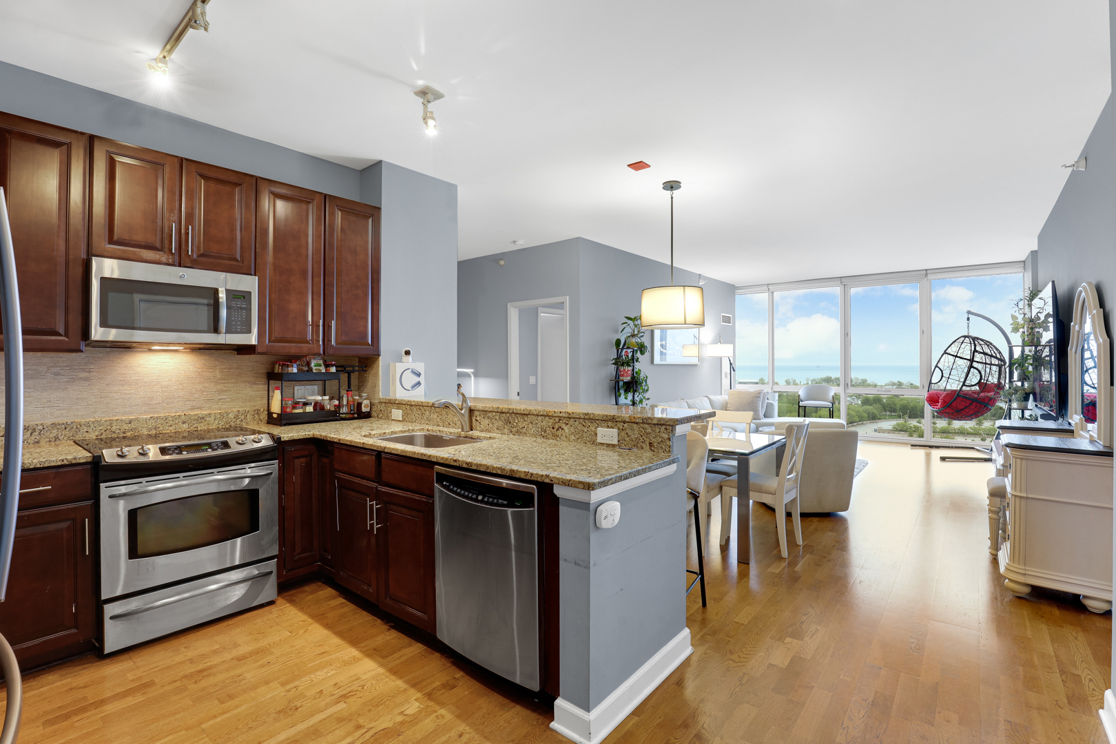 1629 S Prairie Avenue #1503, Chicago, IL 60616