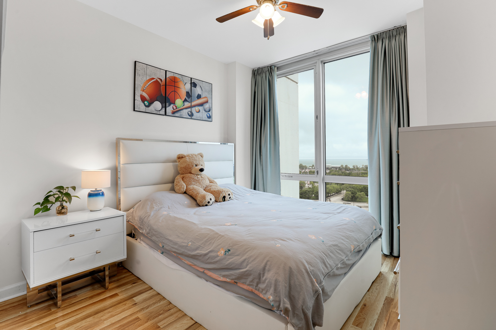 1629 S Prairie Avenue #1503, Chicago, IL 60616