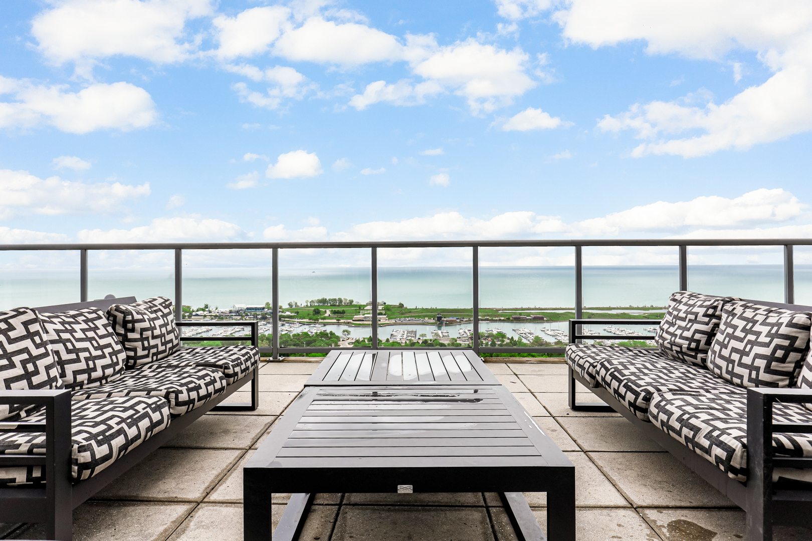 1629 S Prairie Avenue #1503, Chicago, IL 60616