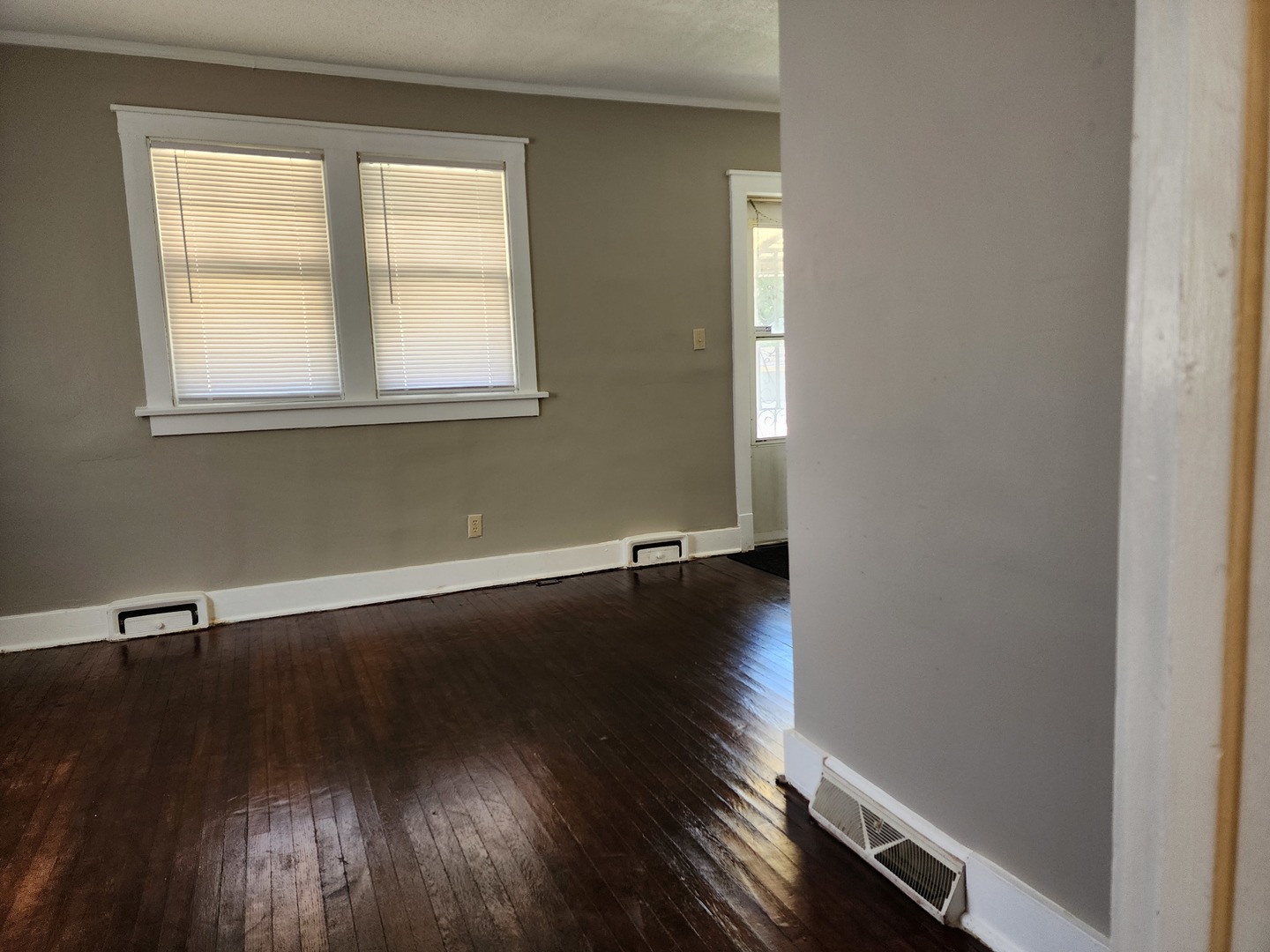 142 Arizona Avenue, Joliet, IL 60433