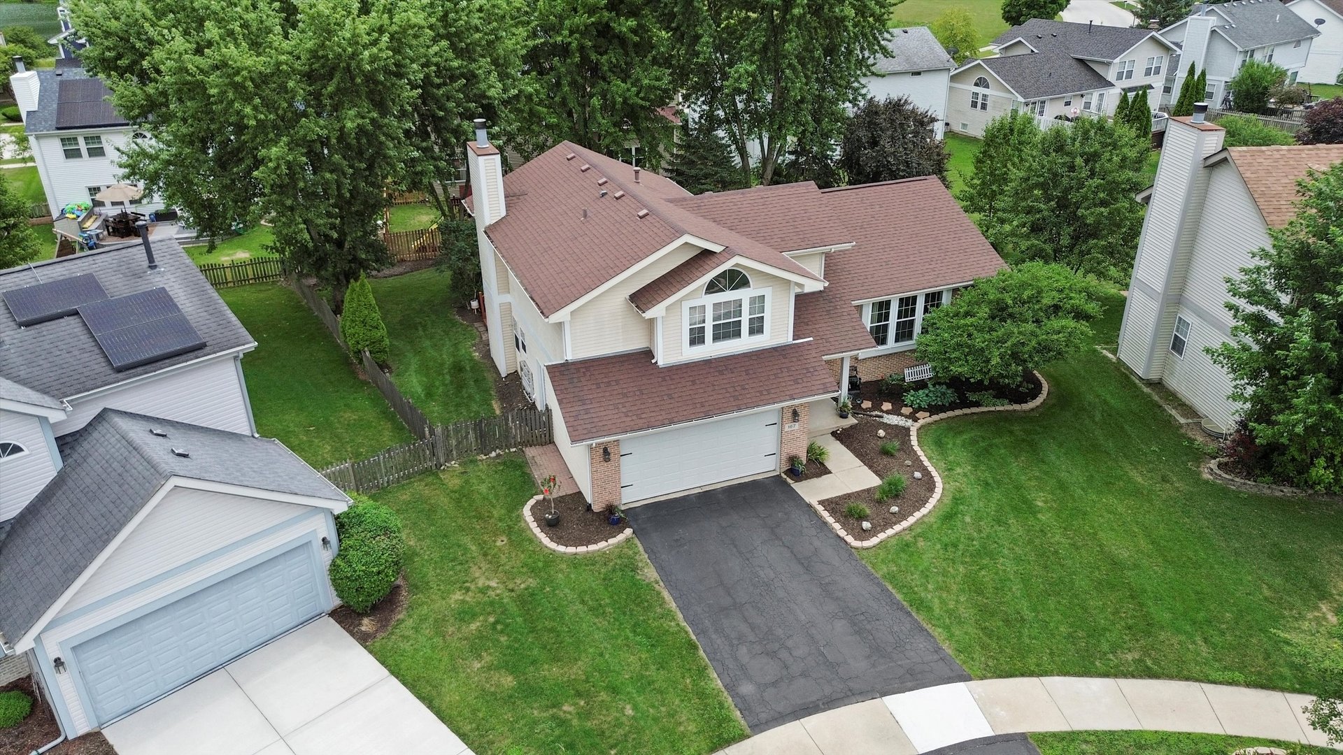 167 Forestview Court, Aurora, IL 60502