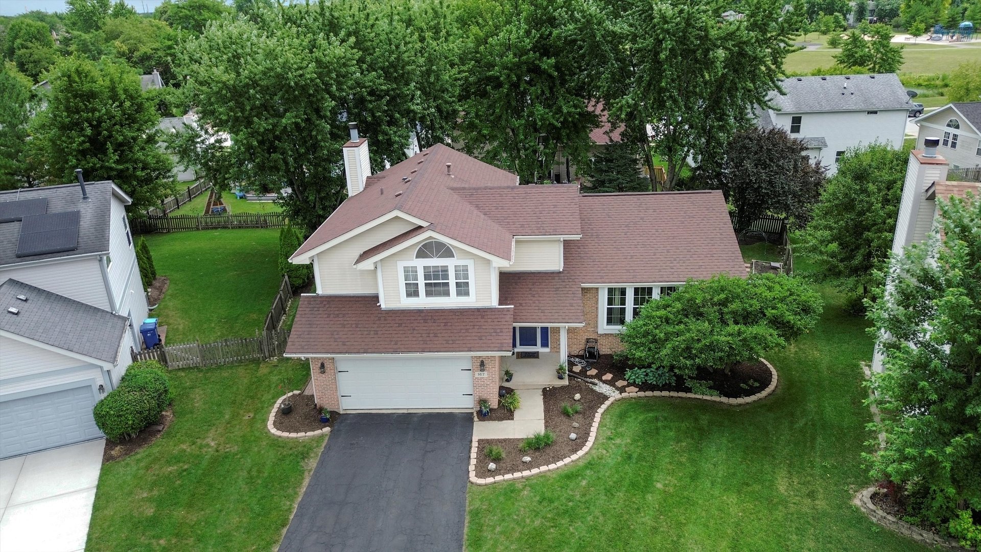 167 Forestview Court, Aurora, IL 60502