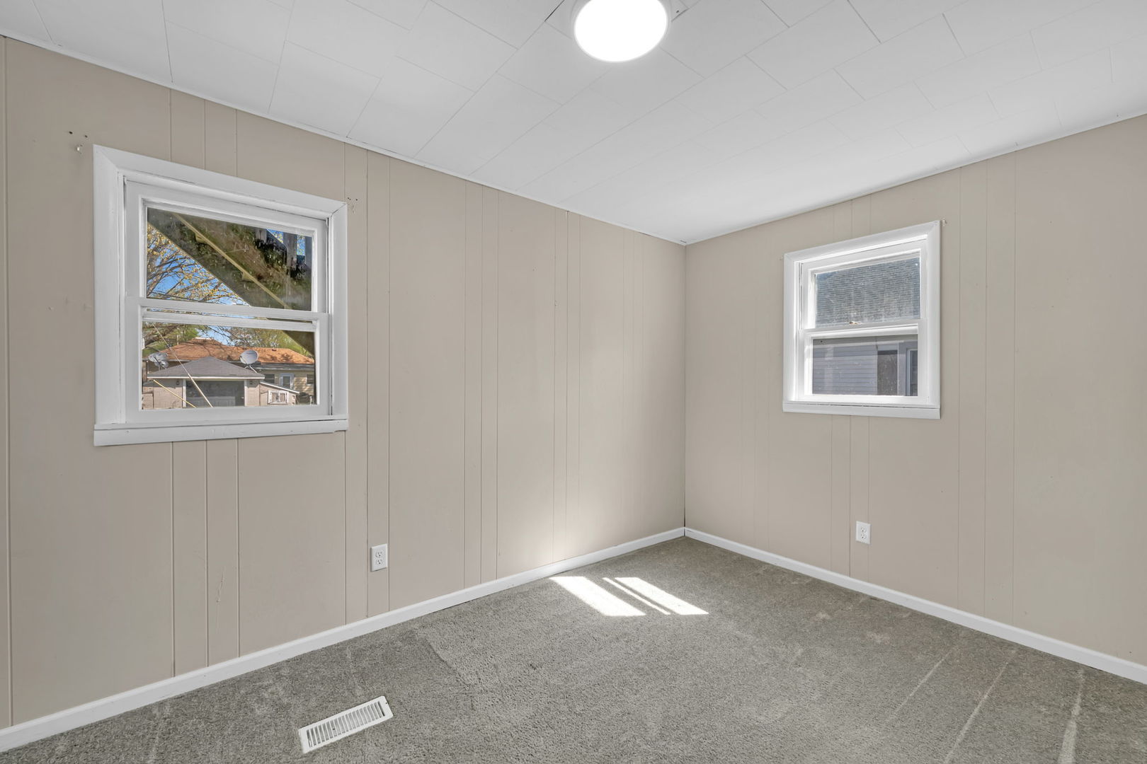 850 E Washington Street #1, Morris, IL 60450