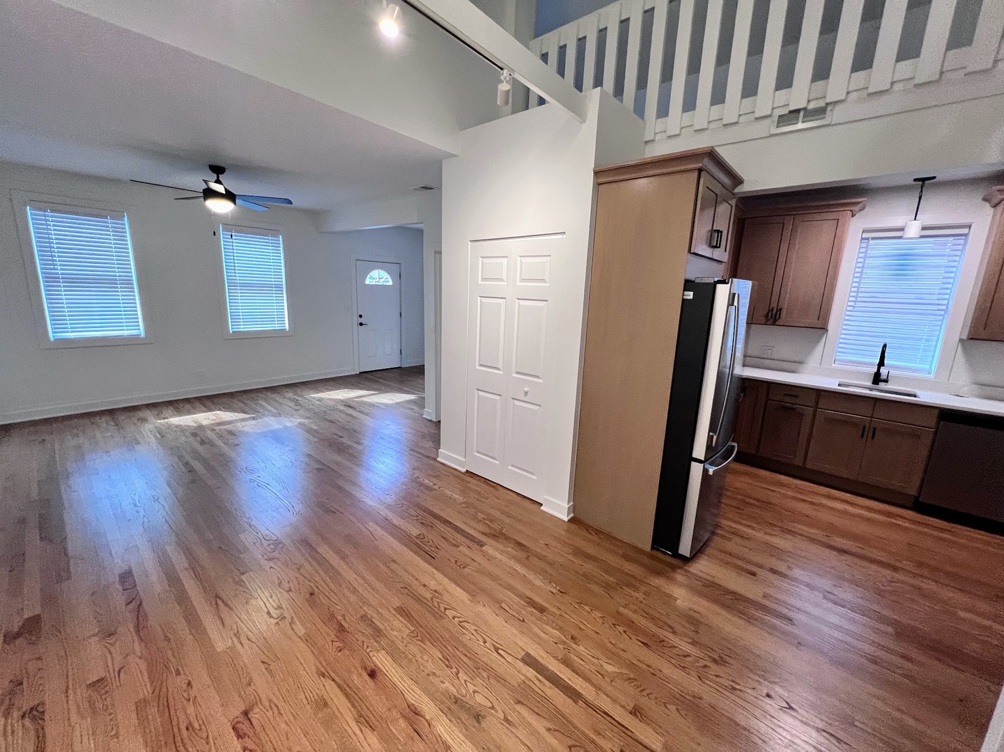 2306 N Hoyne Avenue #2F, Chicago, IL 60647