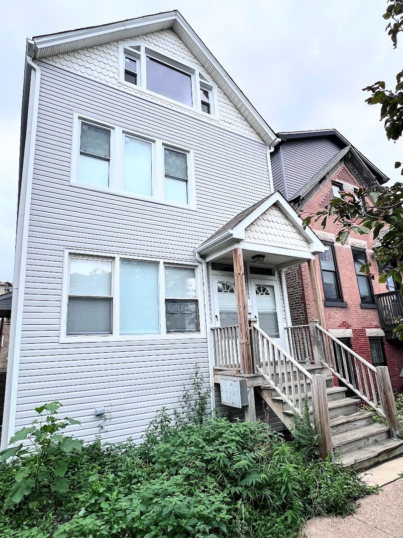 2306 N Hoyne Avenue #2FRONT, Chicago, IL 60647