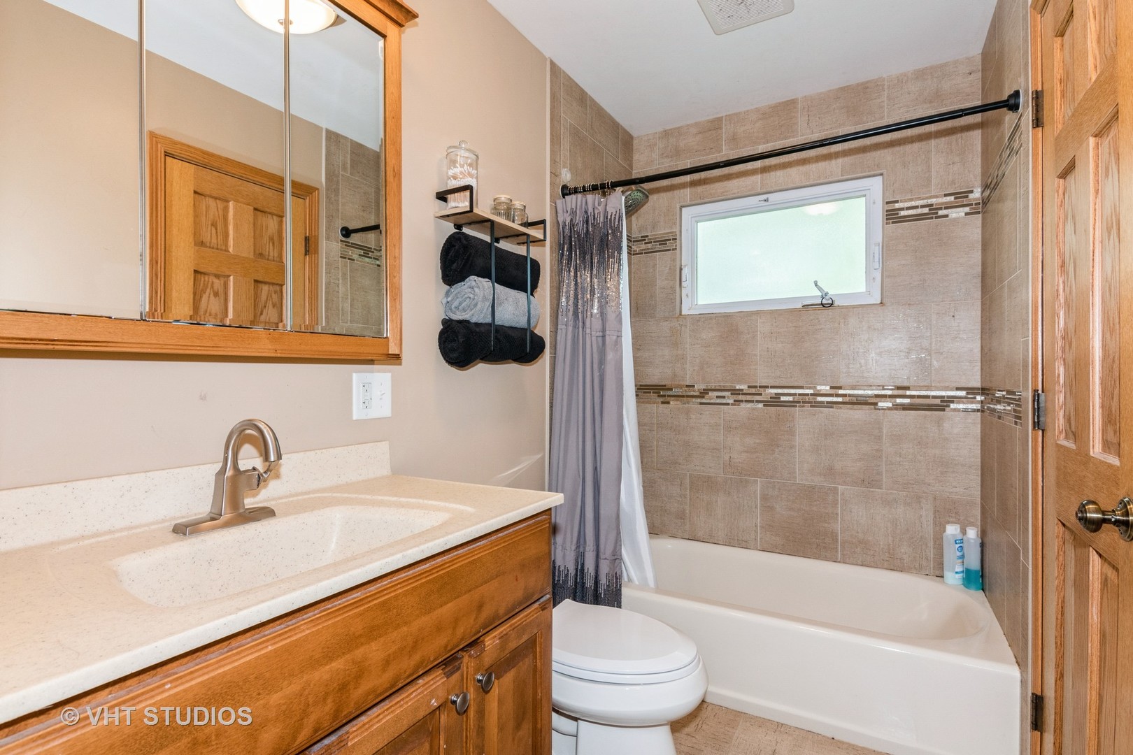 21W353 Drury Lane, Lombard, IL 60148
