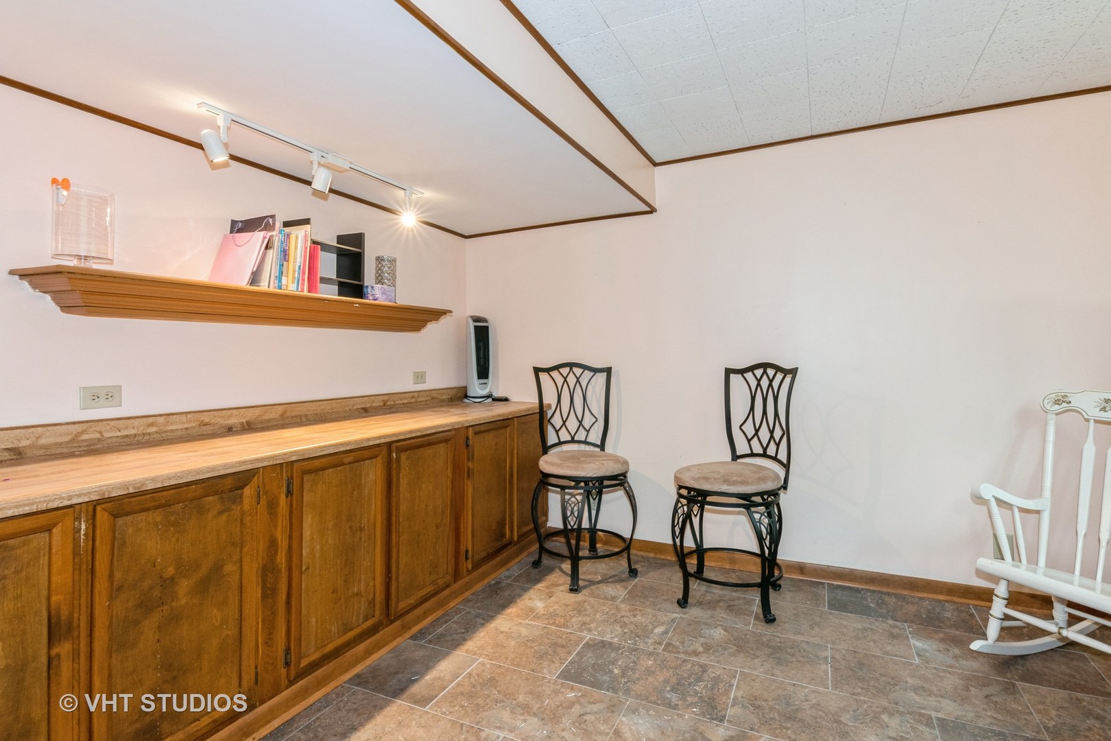 21W353 Drury Lane, Lombard, IL 60148