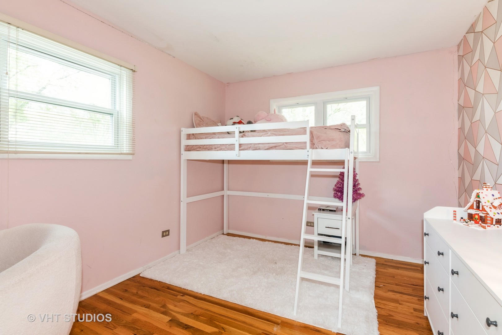 21W353 Drury Lane, Lombard, IL 60148