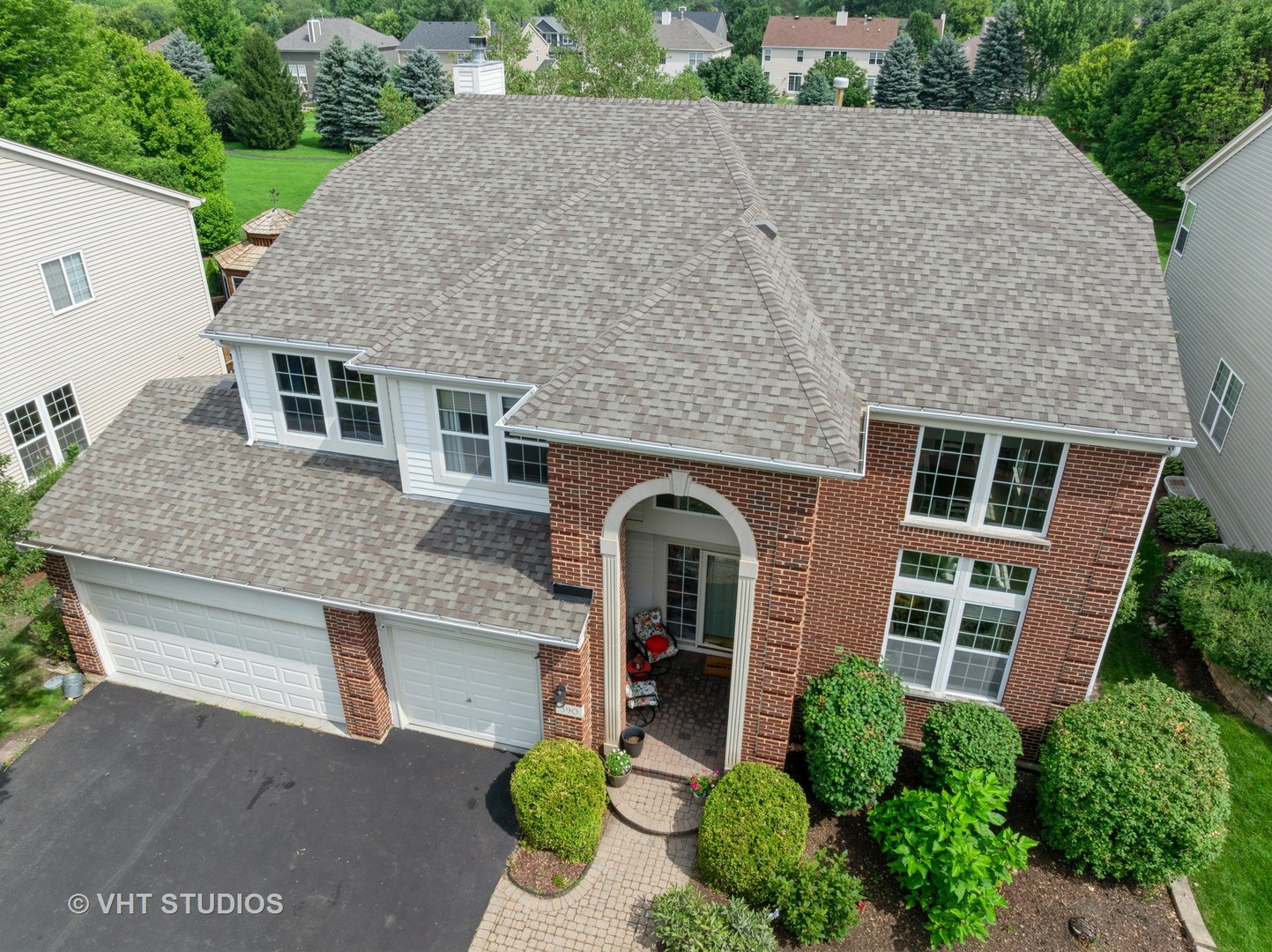 390 Sterling Circle, Cary, IL 60013