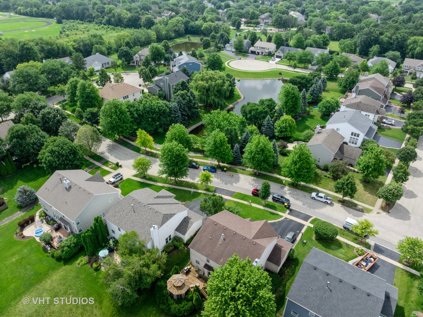 390 Sterling Circle, Cary, IL 60013