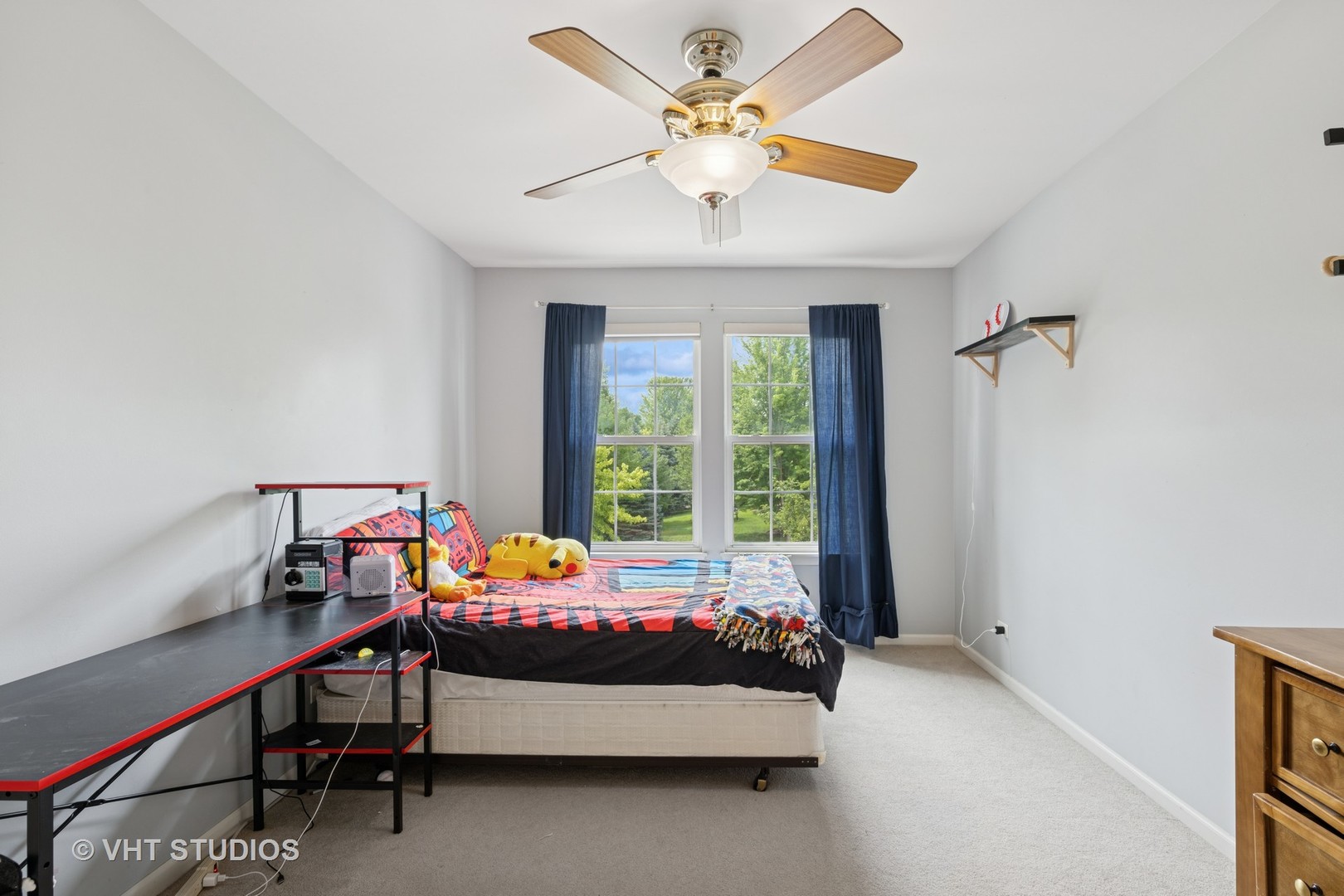 390 Sterling Circle, Cary, IL 60013
