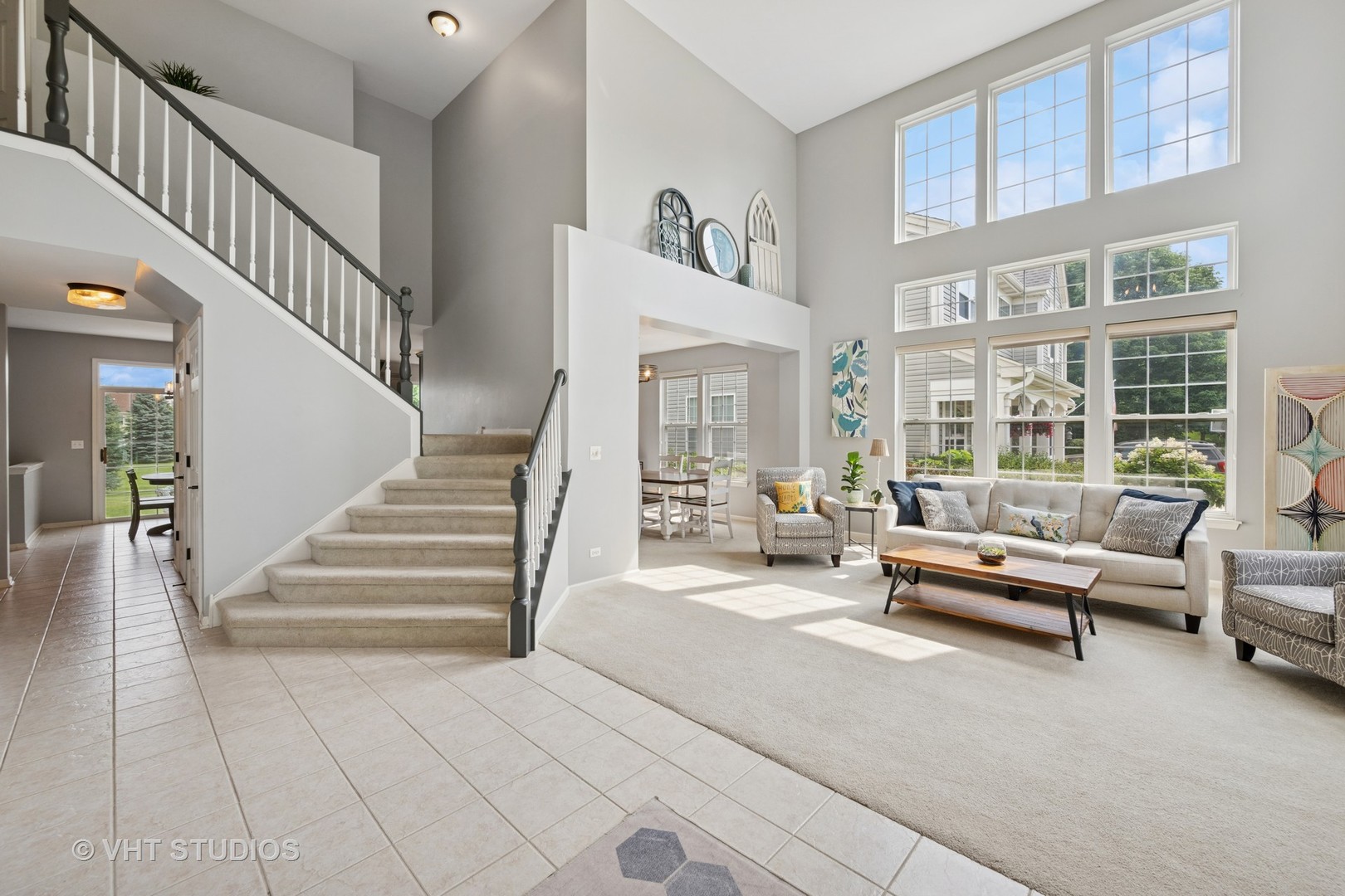 390 Sterling Circle, Cary, IL 60013
