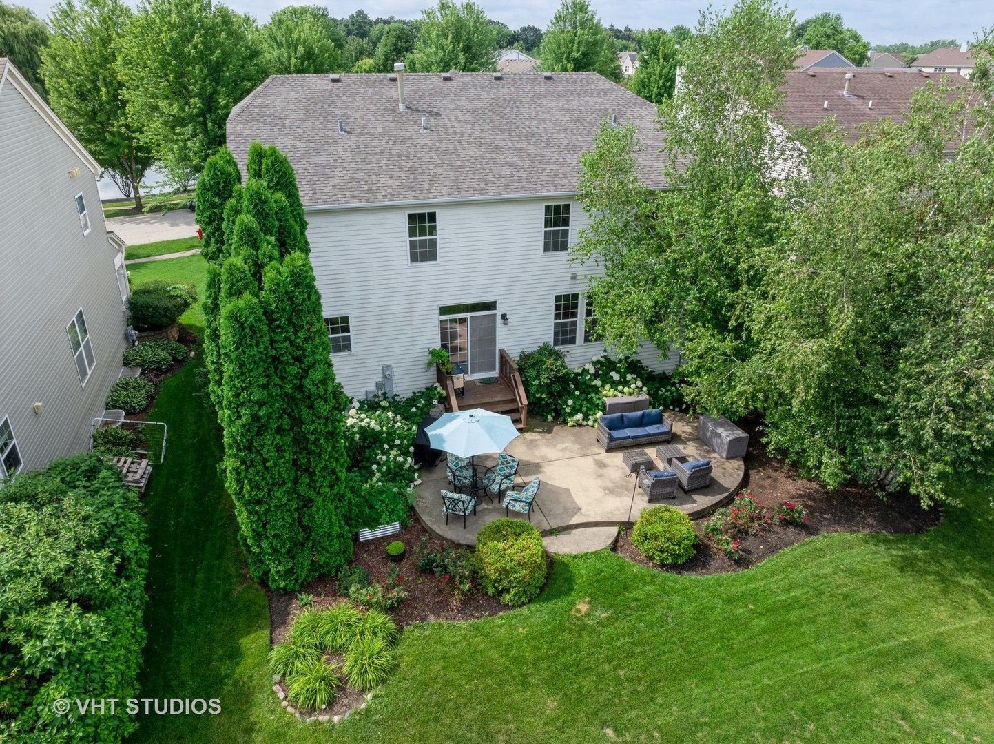 390 Sterling Circle, Cary, IL 60013