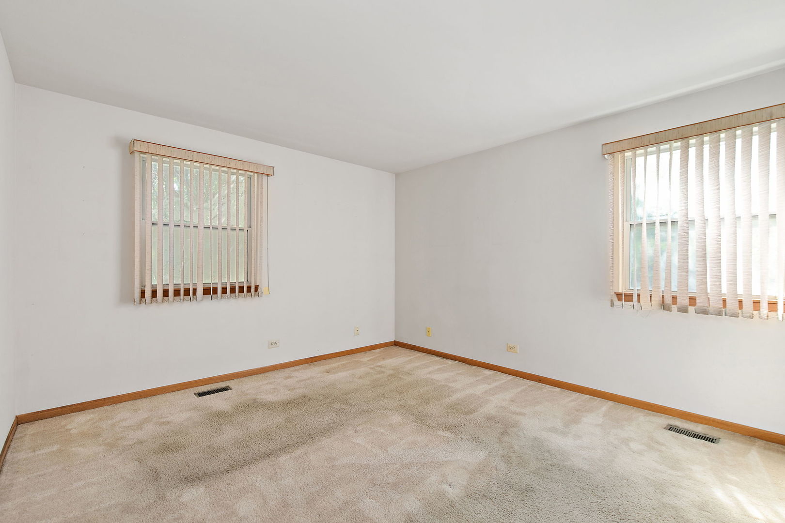 2403 Mallow Court #Z1, Schaumburg, IL 60194