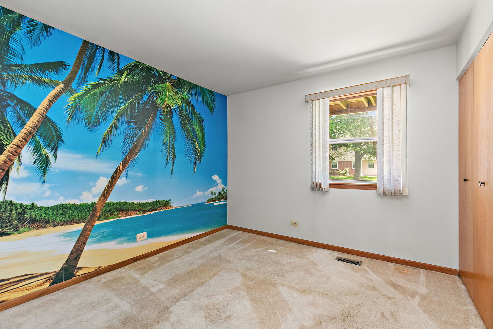 2403 Mallow Court #Z1, Schaumburg, IL 60194