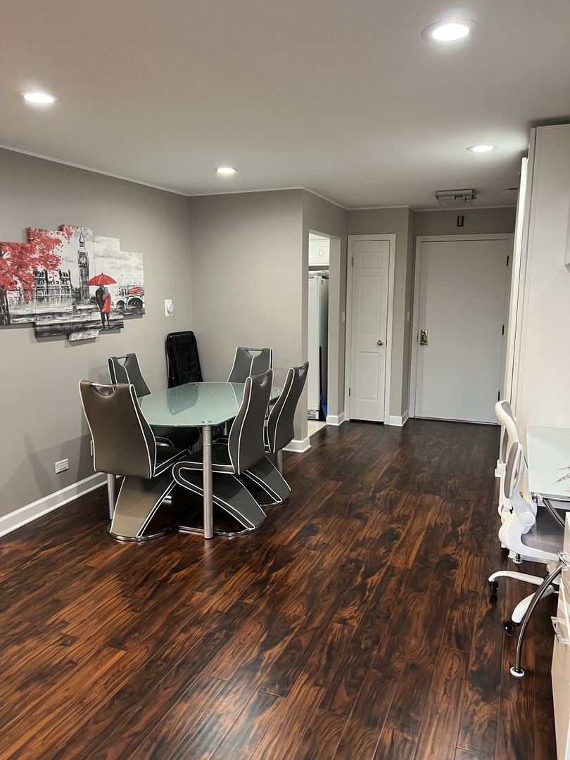 200 LAKE Boulevard #457, Buffalo Grove, IL 60089