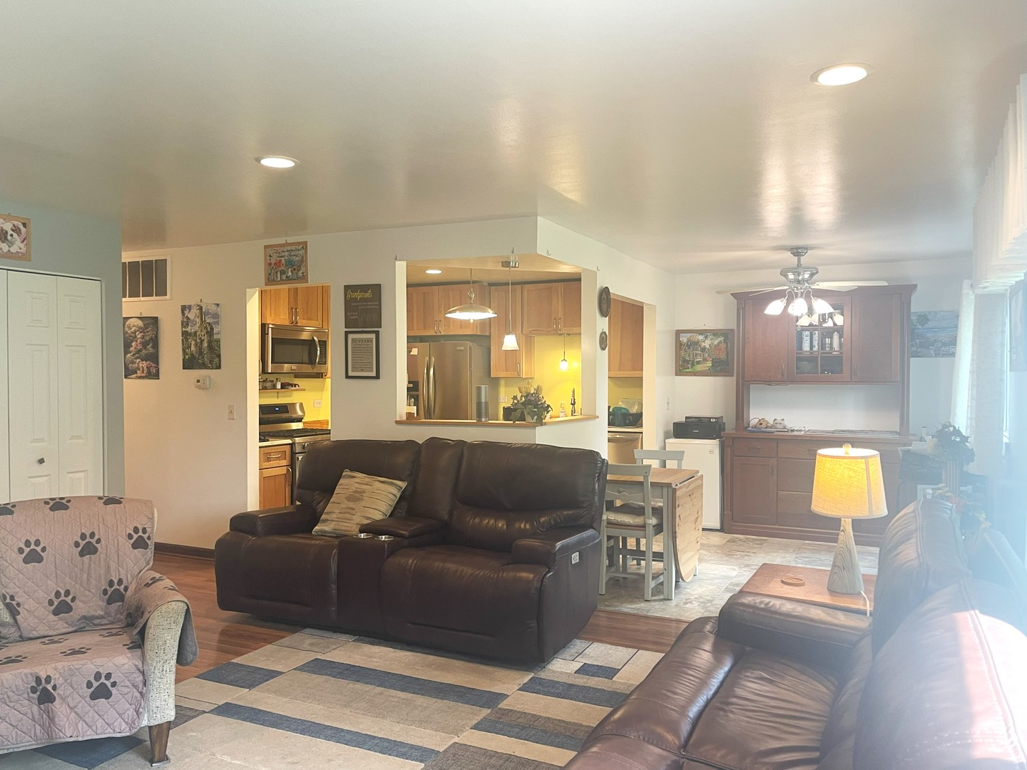 1606 Brittany Court #B1, Wheeling, IL 60090