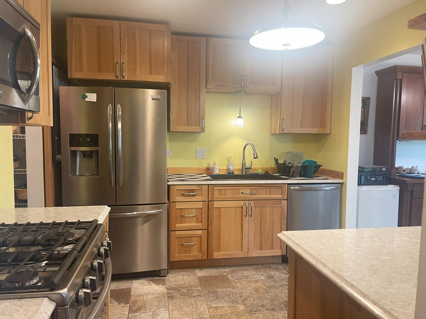 1606 Brittany Court #B1, Wheeling, IL 60090