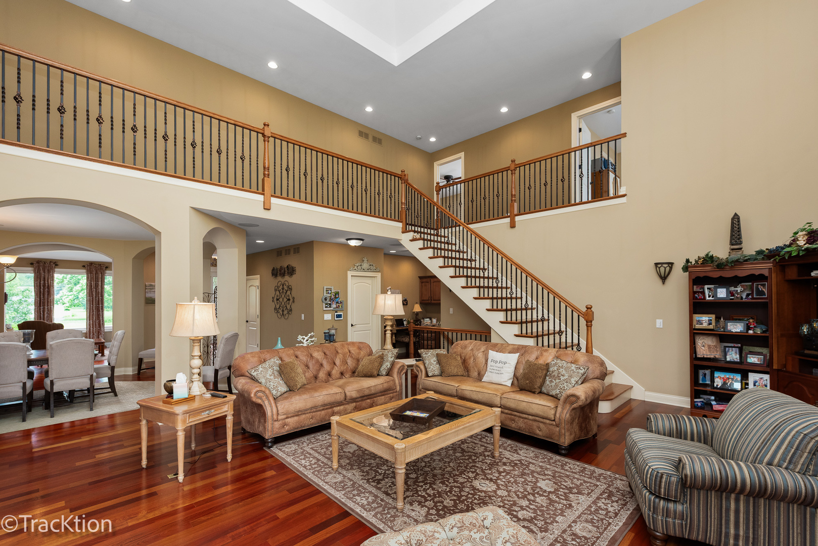 6803 S Adams Street, Willowbrook, IL 60527