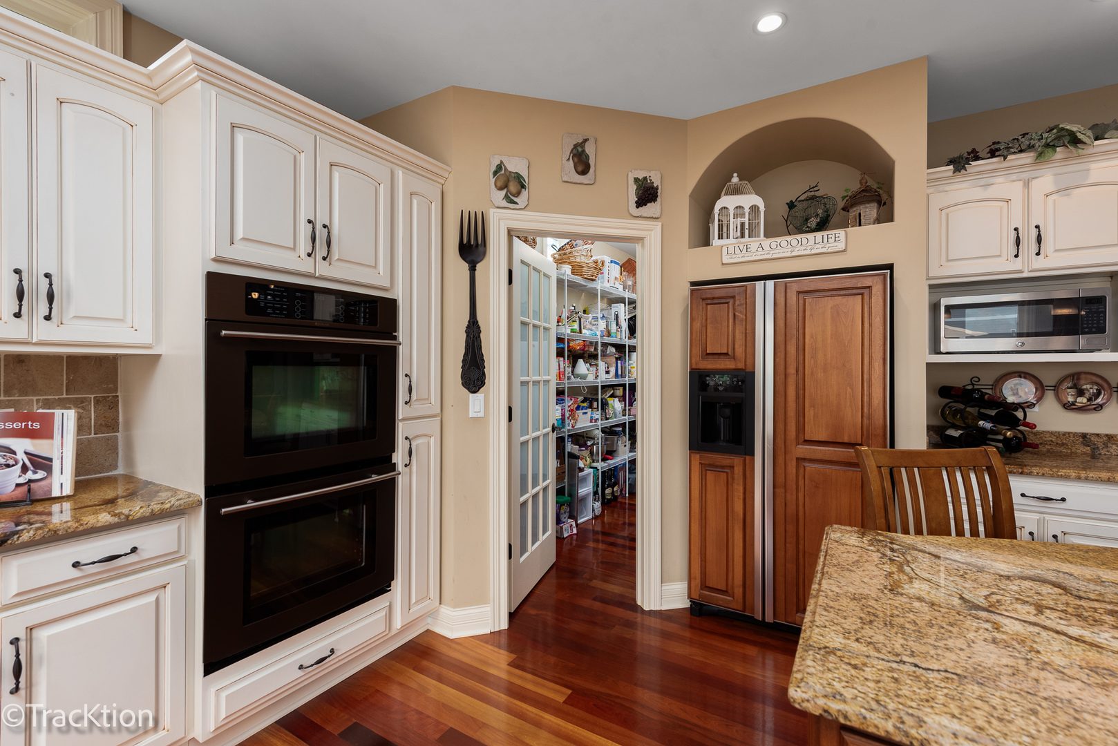 6803 S Adams Street, Willowbrook, IL 60527
