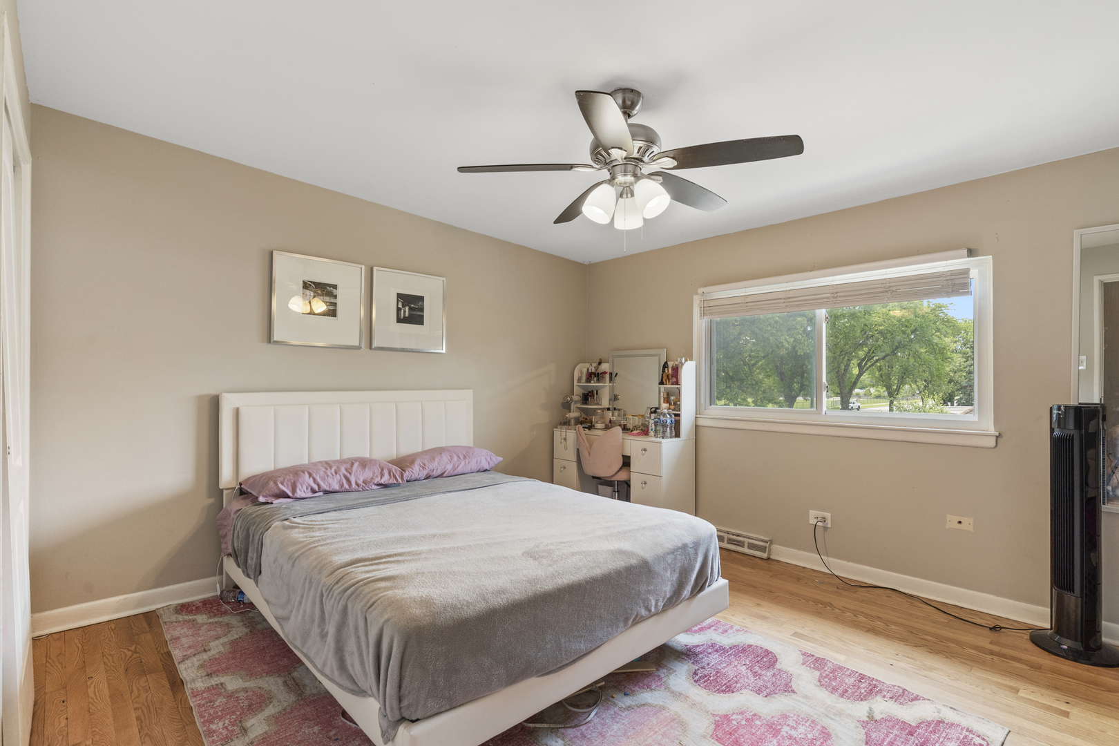 400 N Addison Road, Villa Park, IL 60181