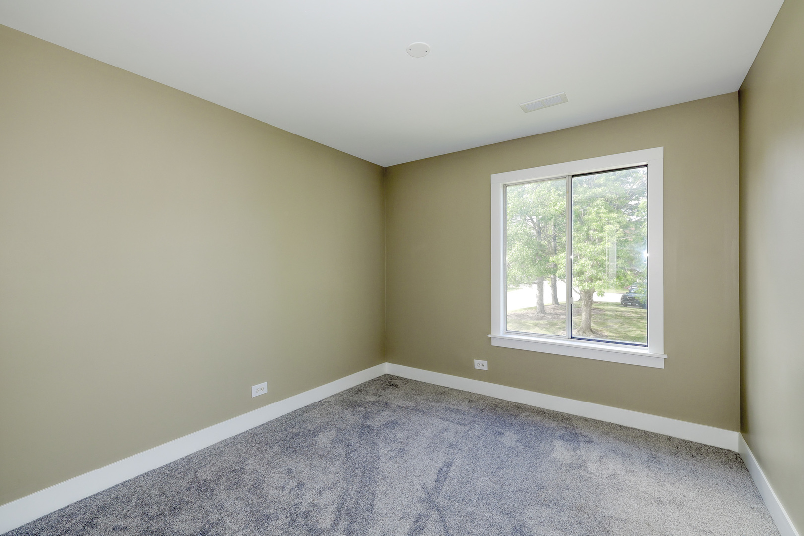 362 Springlake Lane #C, Aurora, IL 60504