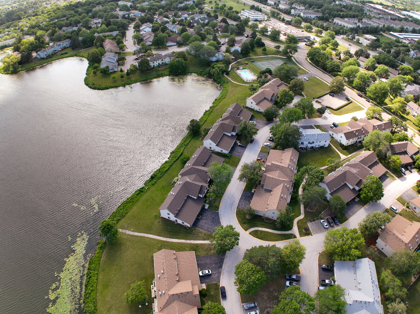 362 Springlake Lane #C, Aurora, IL 60504