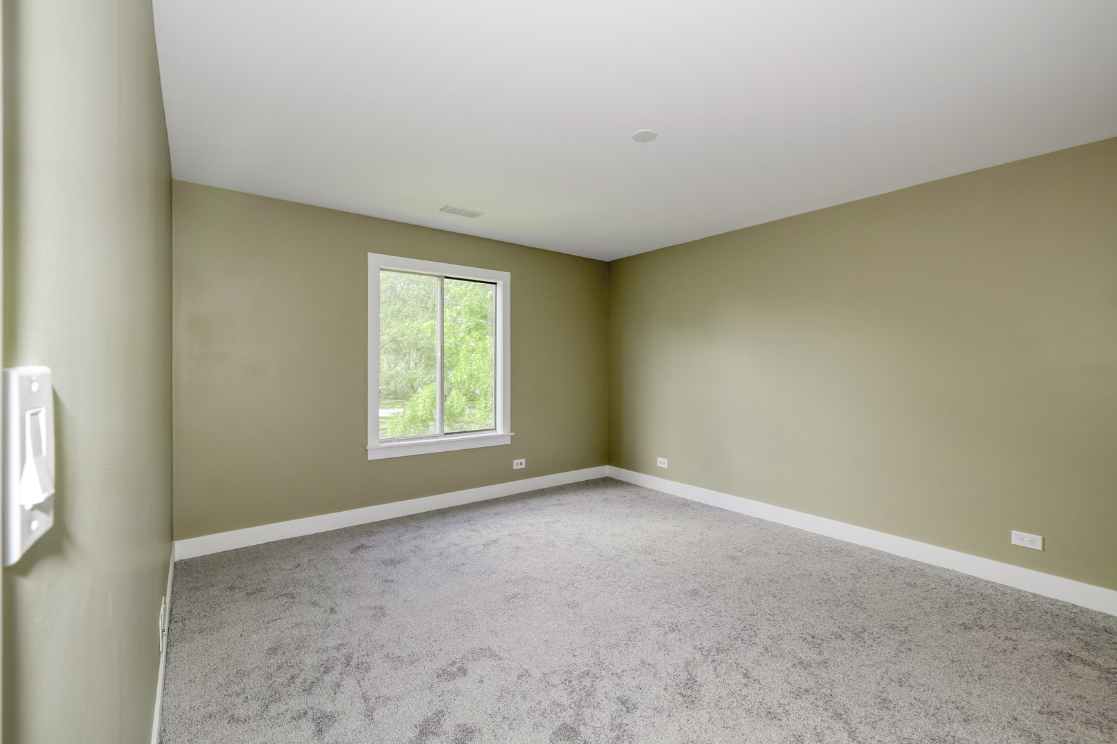 362 Springlake Lane #C, Aurora, IL 60504