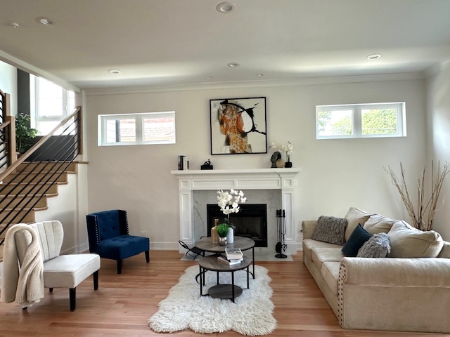 1705 S Prospect Avenue, Park Ridge, IL 60068