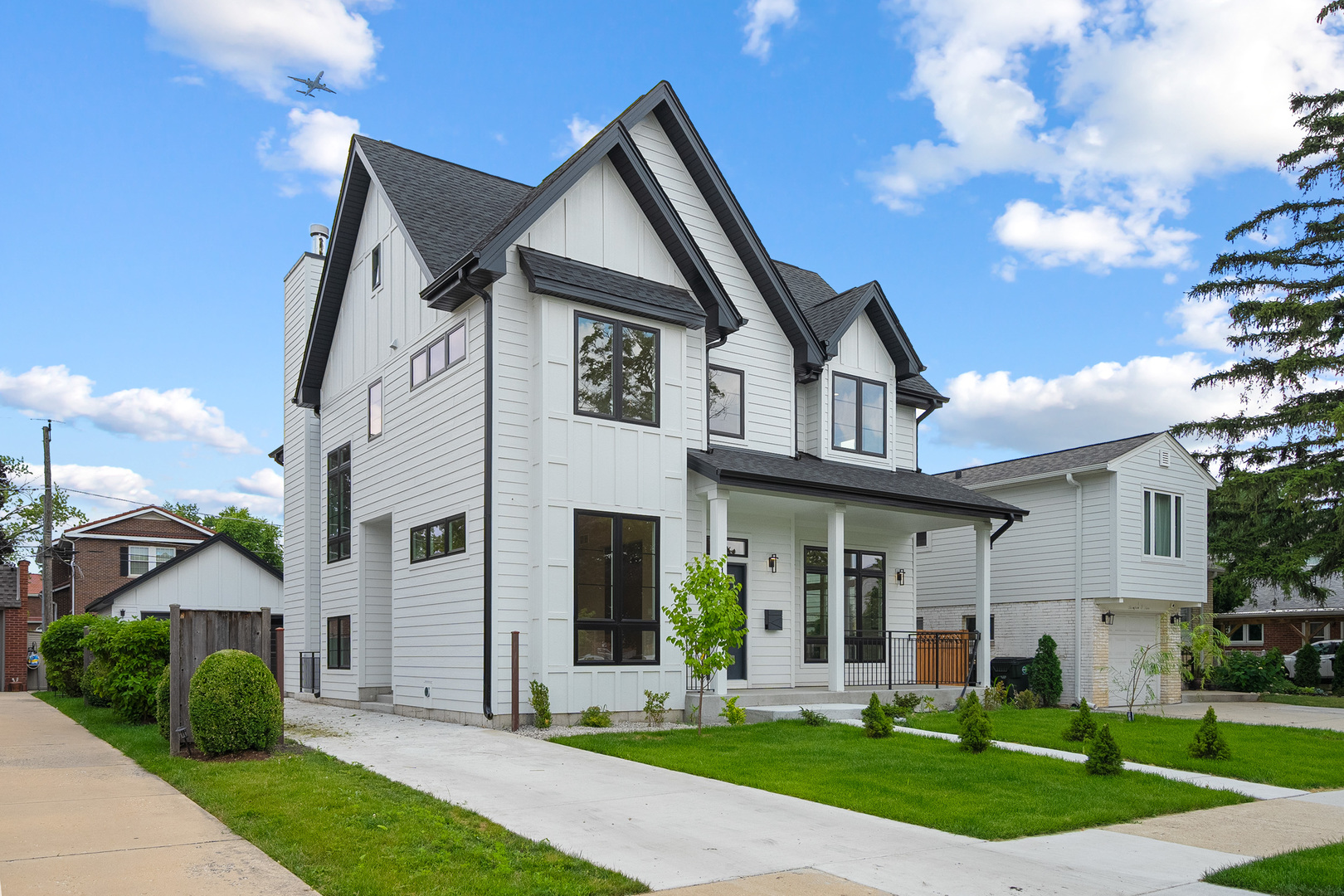 1705 S Prospect Avenue, Park Ridge, IL 60068