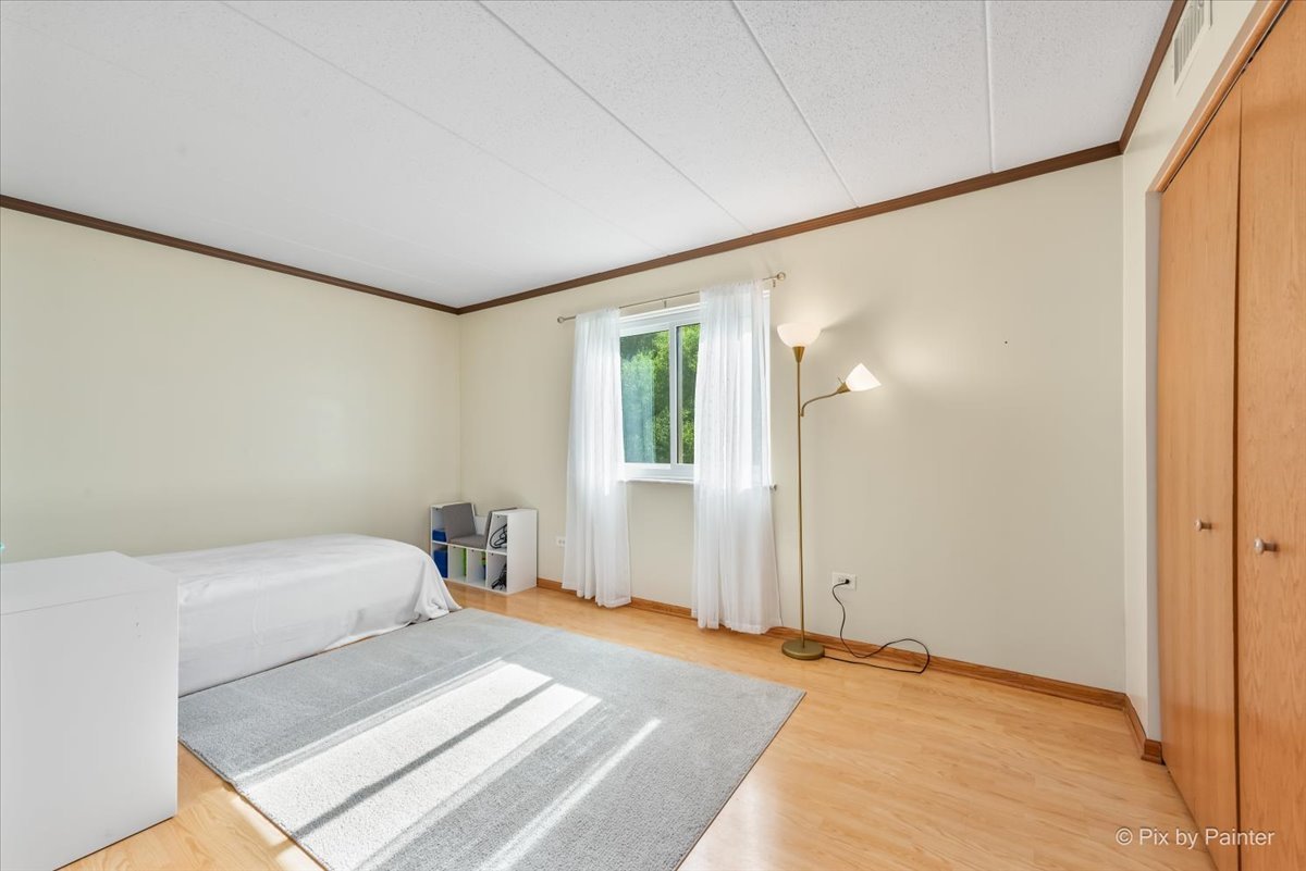 6850 RIDGE POINT Drive #2C, Oak Forest, IL 60452