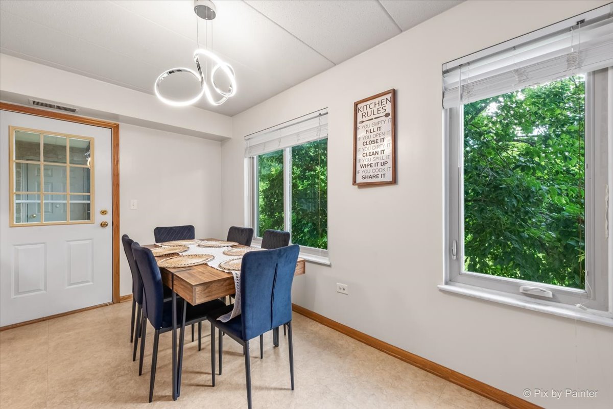 6850 RIDGE POINT Drive #2C, Oak Forest, IL 60452