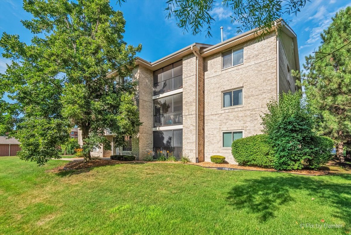6850 RIDGE POINT Drive #2C, Oak Forest, IL 60452
