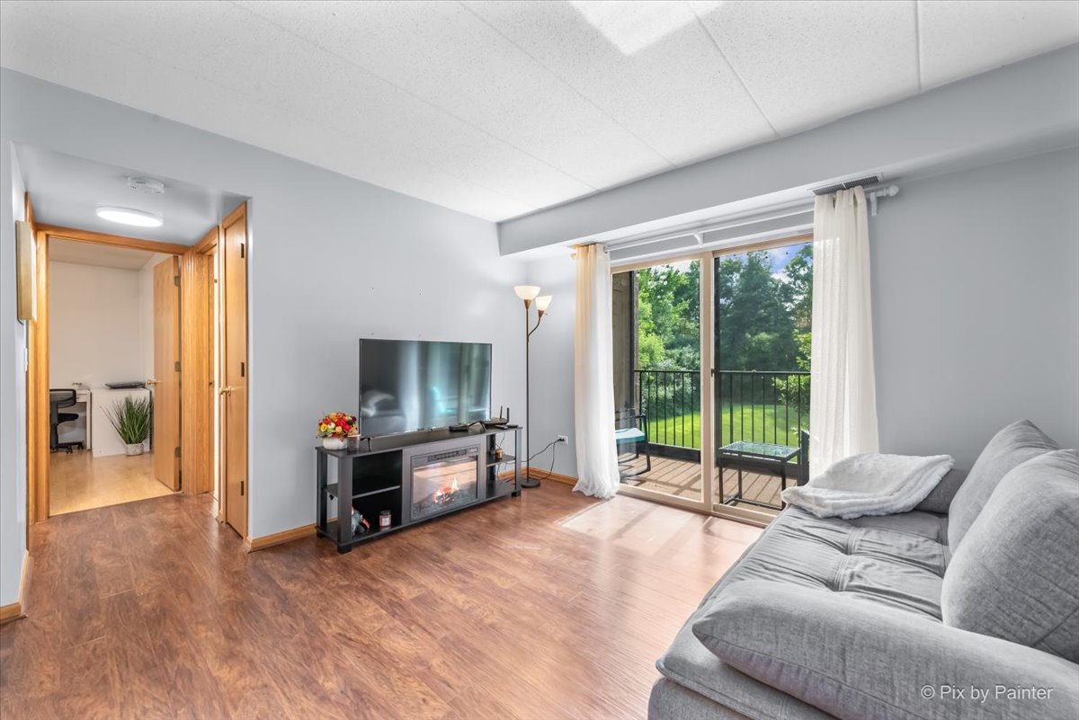 6850 RIDGE POINT Drive #2C, Oak Forest, IL 60452