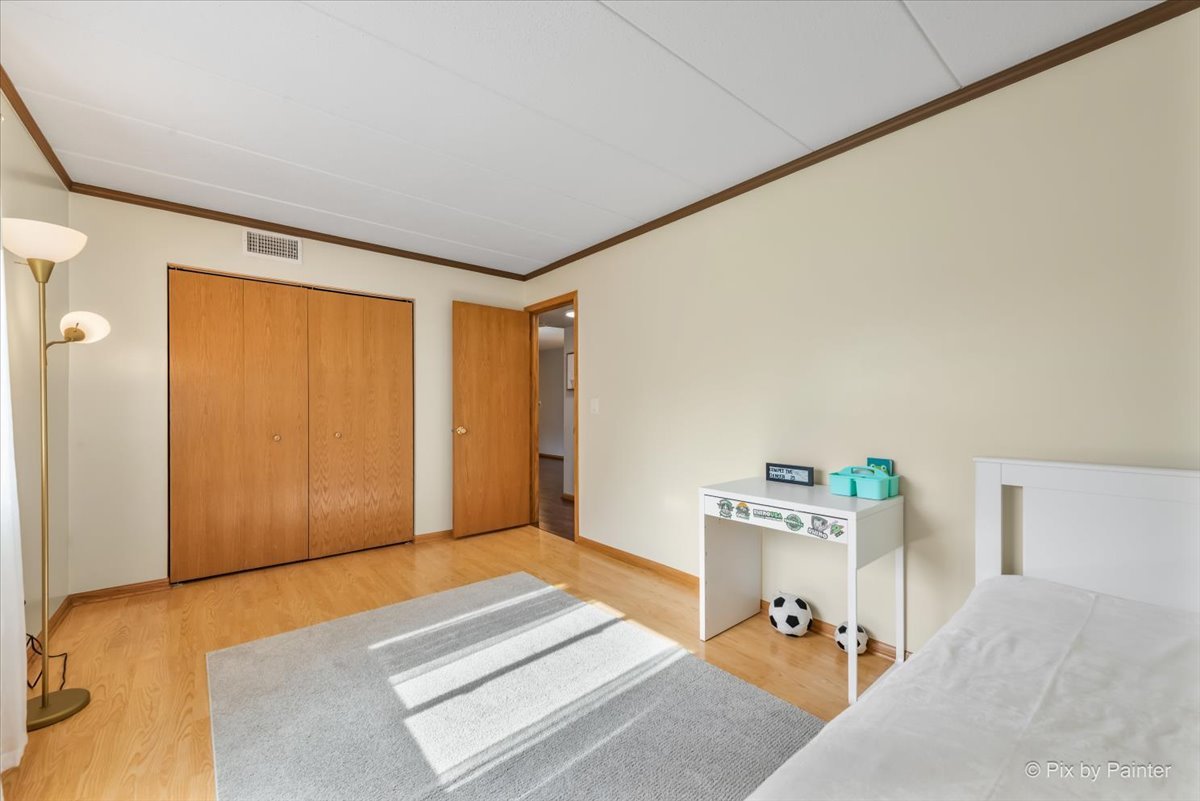 6850 RIDGE POINT Drive #2C, Oak Forest, IL 60452