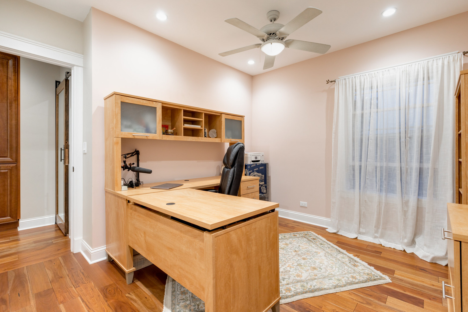 369 Addison Road, Riverside, IL 60546