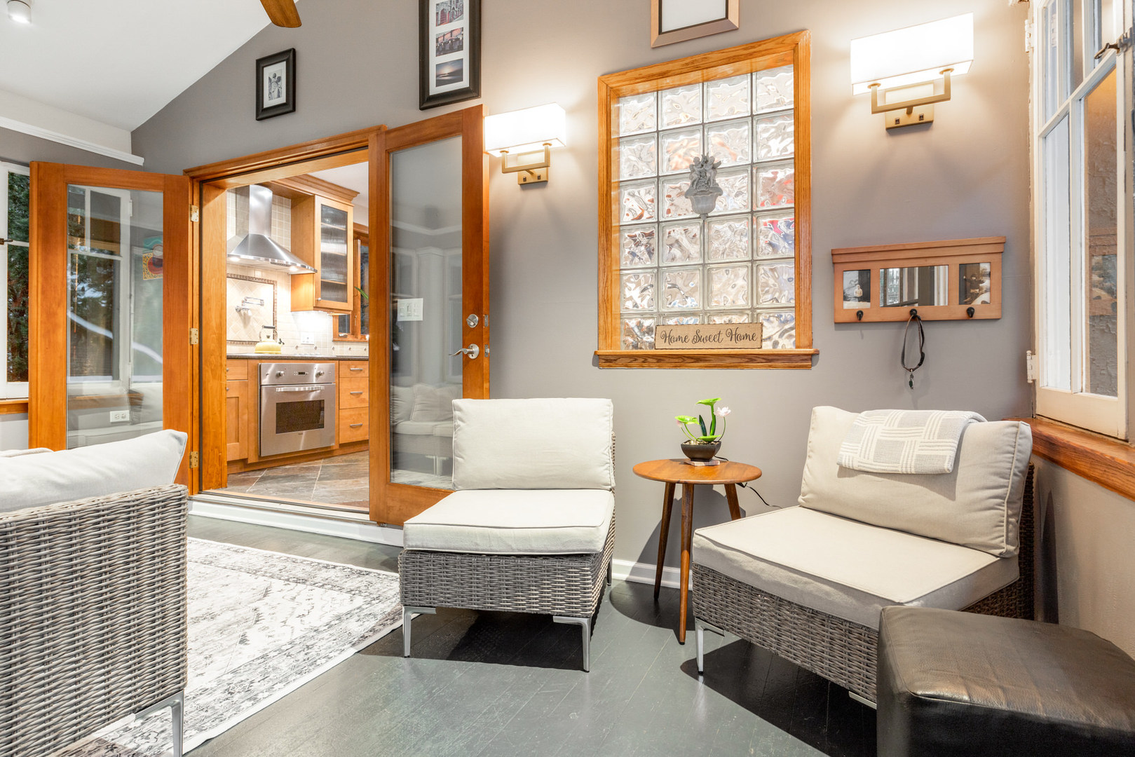 369 Addison Road, Riverside, IL 60546